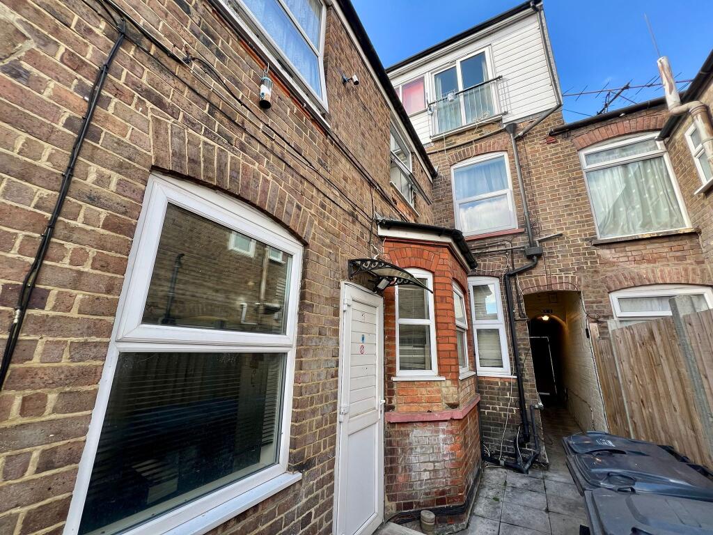 Main image of property: Buxton Road, Luton, Bedfordshire