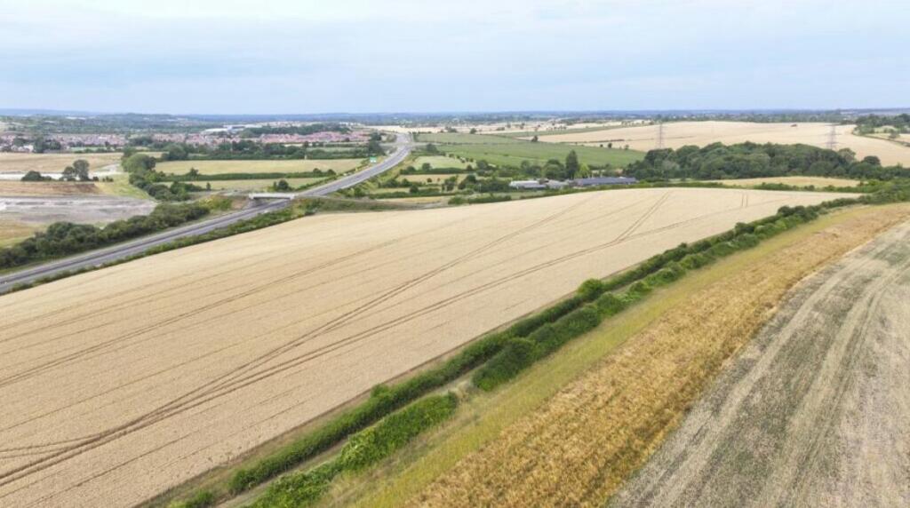 Main image of property: Land on Chalton Luton Road, Chalton, Luton, Bedfordshire