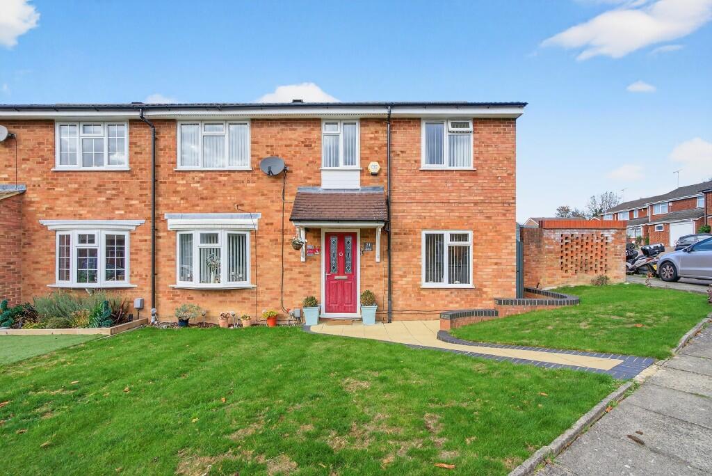 Main image of property: Ventnor Gardens, Luton, Bedfordshire, LU3