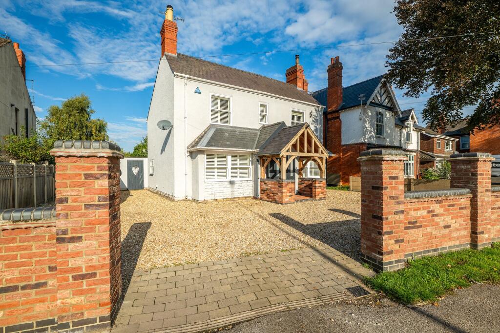 Main image of property: Hykeham Road, Lincoln, LN6