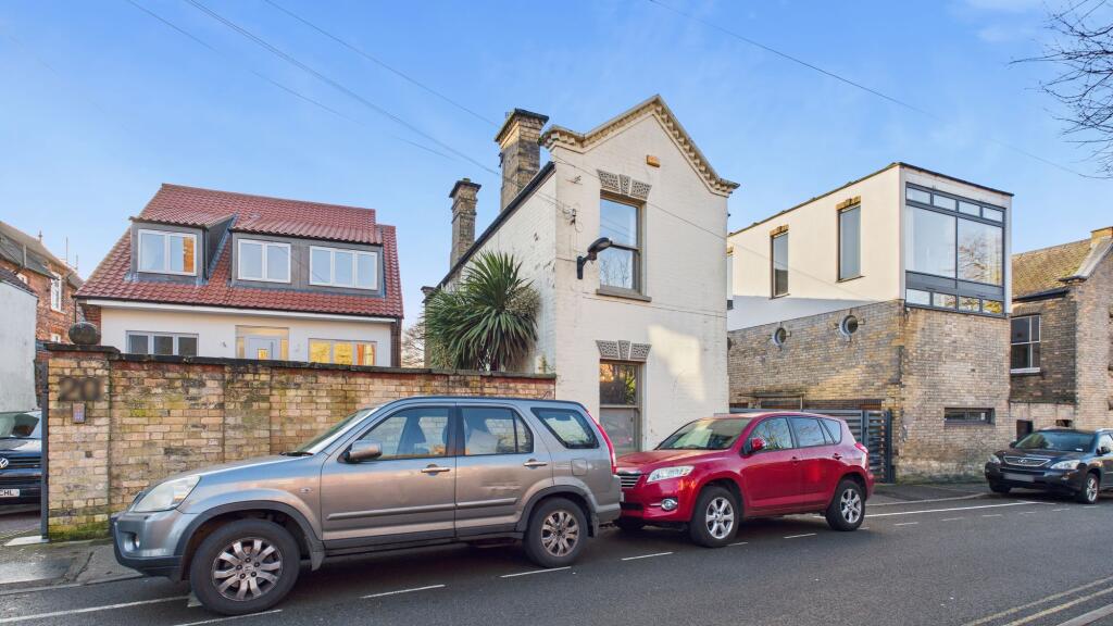 Main image of property: Drury Lane, Lincoln, LN1