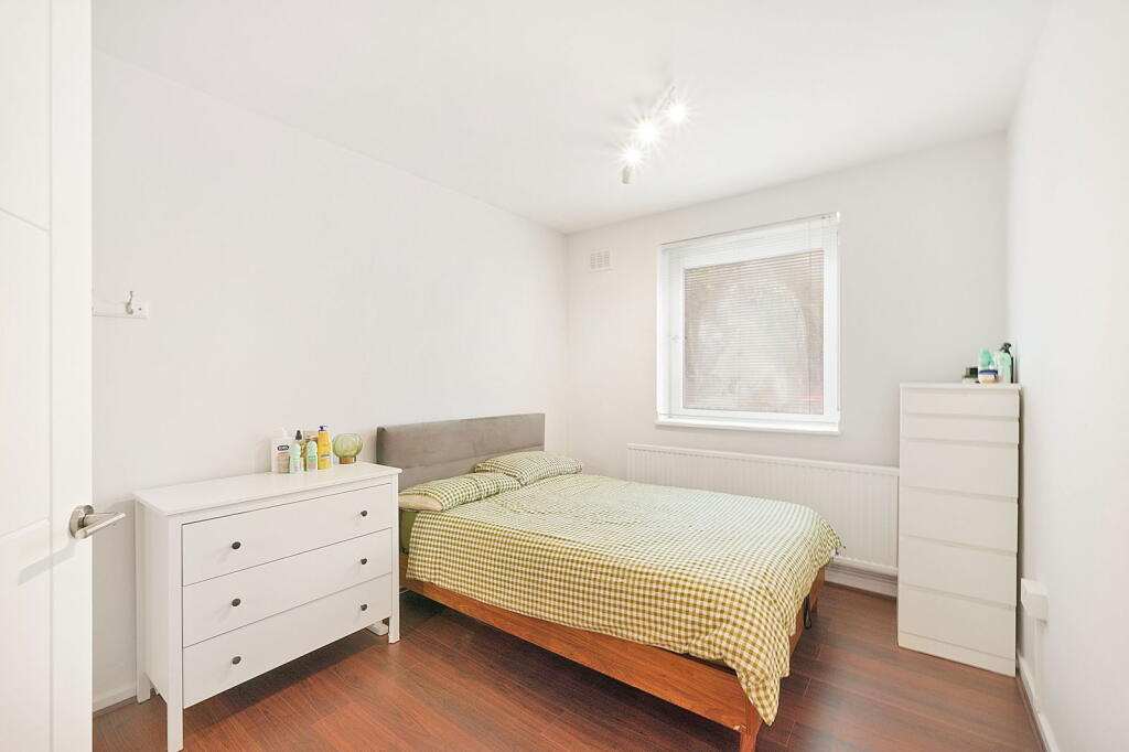 Main image of property: Thorpedale Road, London, N4