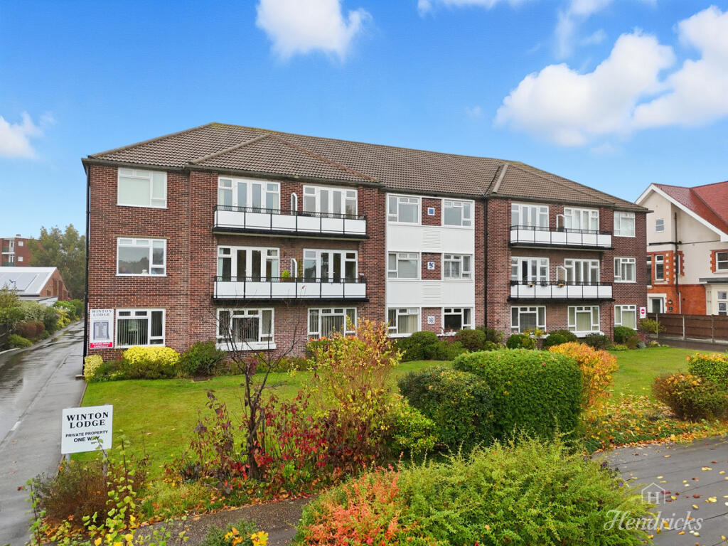 Main image of property: Imperial Avenue, Westcliff-on-sea, SS0 8