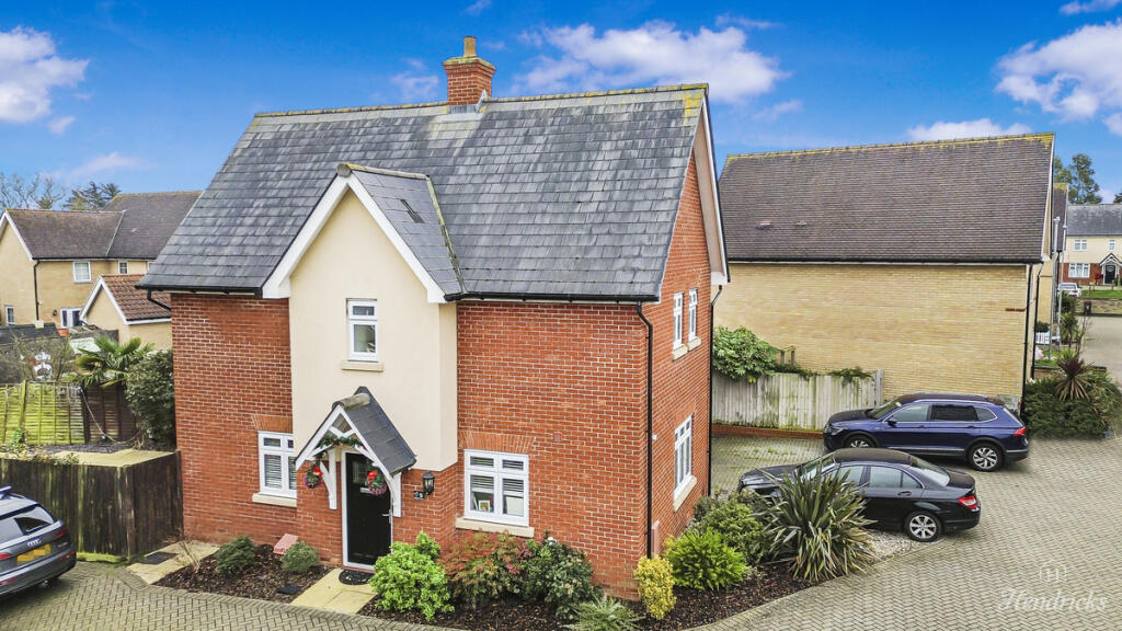 Main image of property: Beehive Lane, Hockley, SS5 4