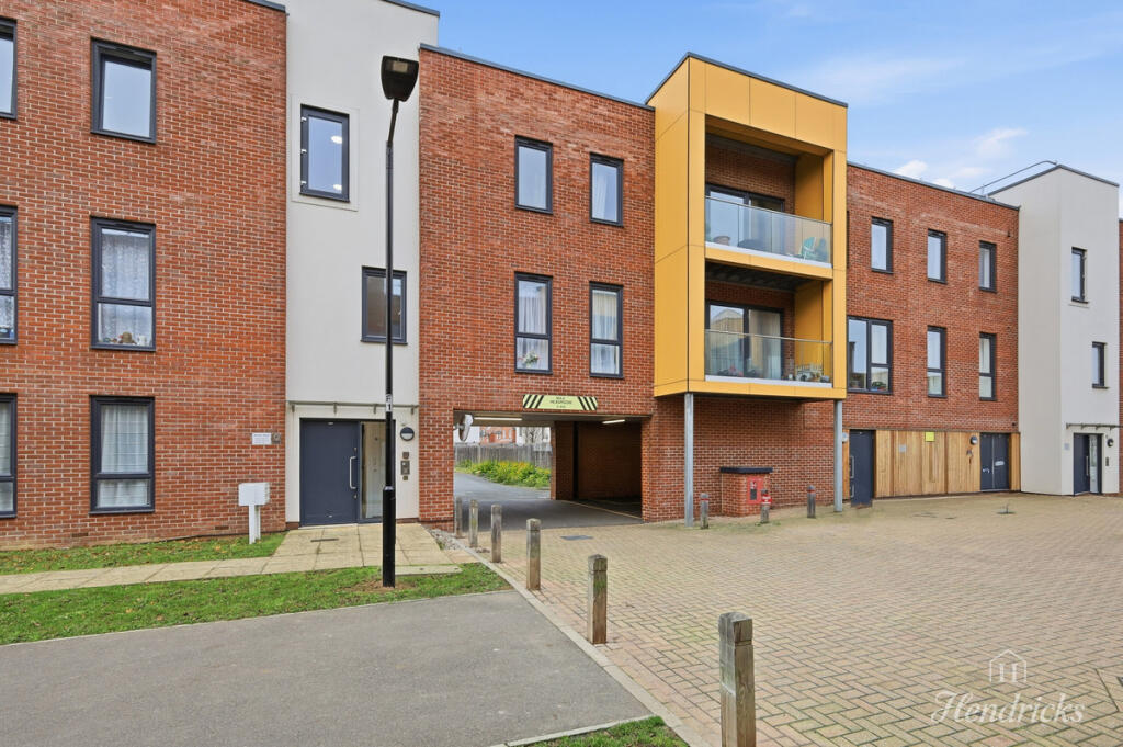 Main image of property: Cole Avenue, Southend-on-sea, SS2 6