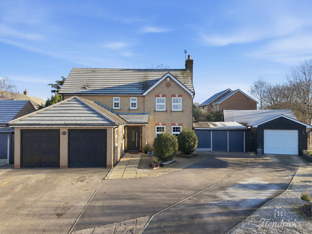 Main image of property: Whitmore Close, Grays, RM16 3