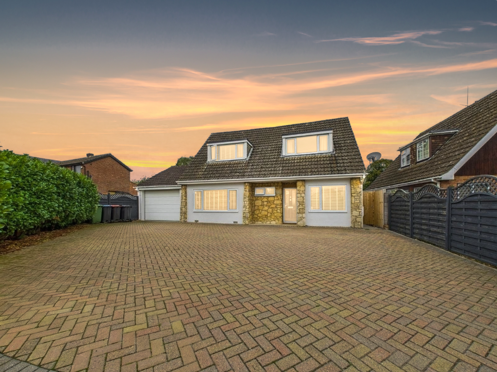 Main image of property: Whalley Drive, Milton Keynes, Buckinghamshire, MK3