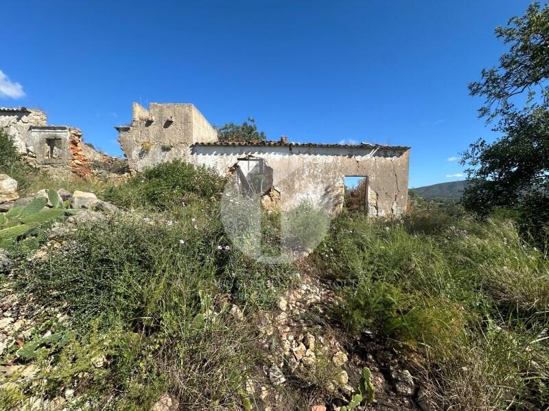 Main image of property: Algarve, Quelfes