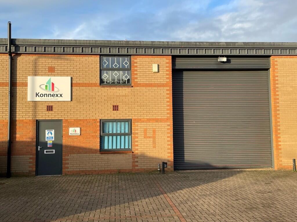 Main image of property: Unit 4, Stamford Business Park, Ryhall Road, Stamford, Lincolnshire, PE9 1XT