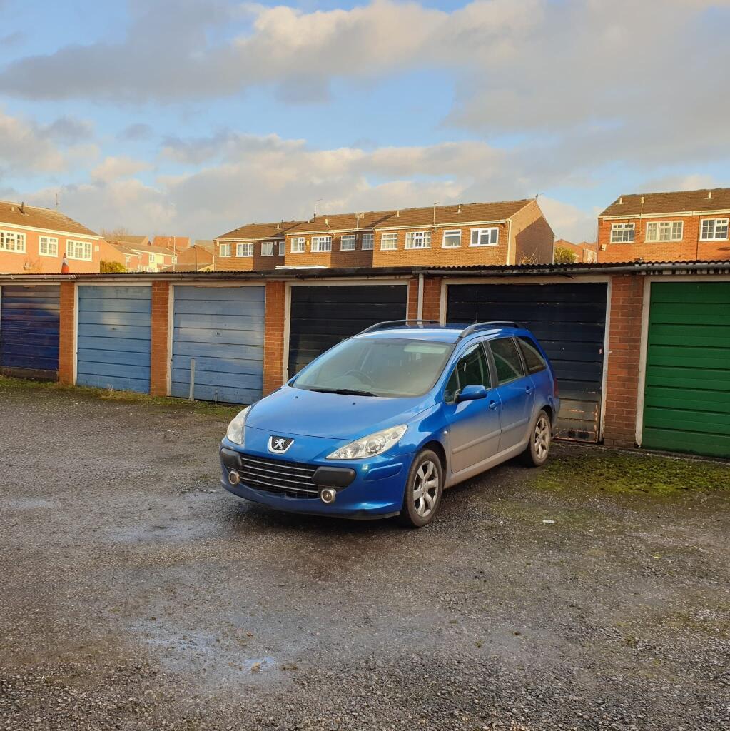 Main image of property: Spinningdale, Arnold, Nottingham, NG5