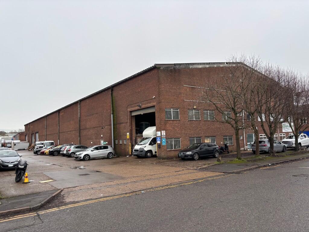 Main image of property: 11 New Star Road, Leicester, Leicestershire, LE4