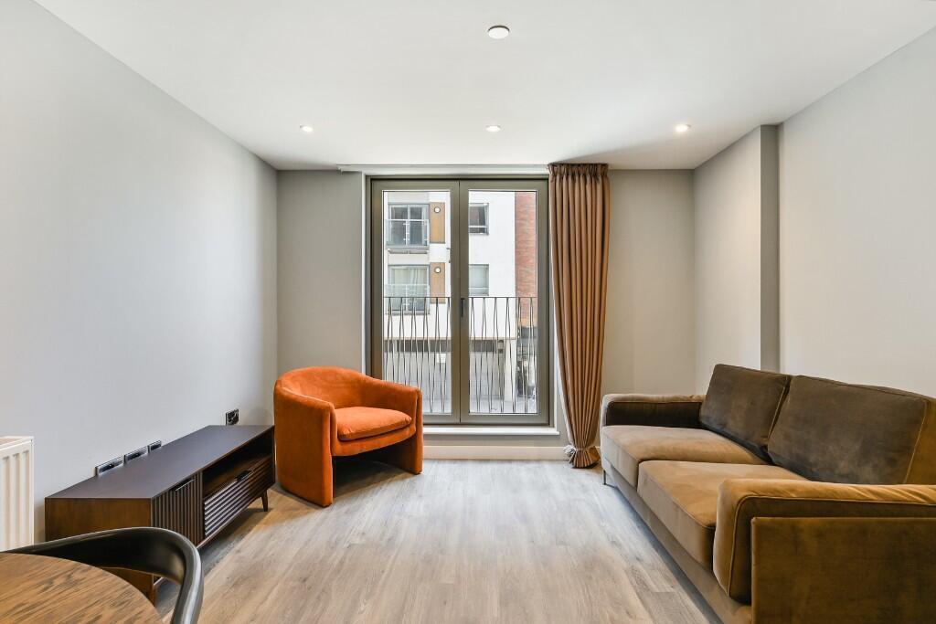 Main image of property: Spinners Yard, Skinner Lane, Leeds, West Yorkshire, LS7