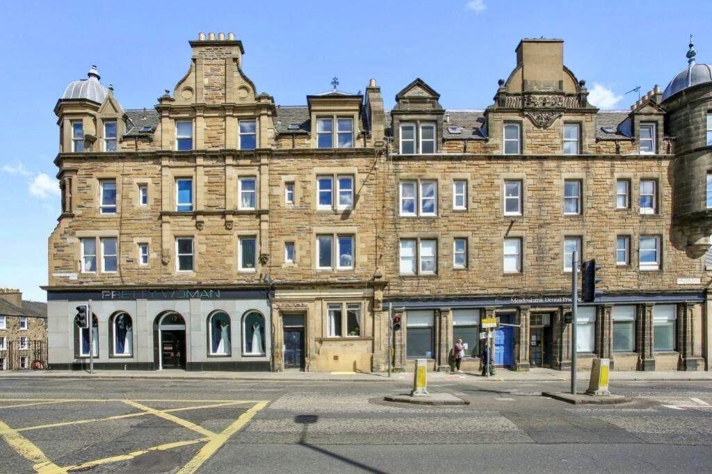 Main image of property: 13 Earlston Place, Edinburgh, EH7 5SU