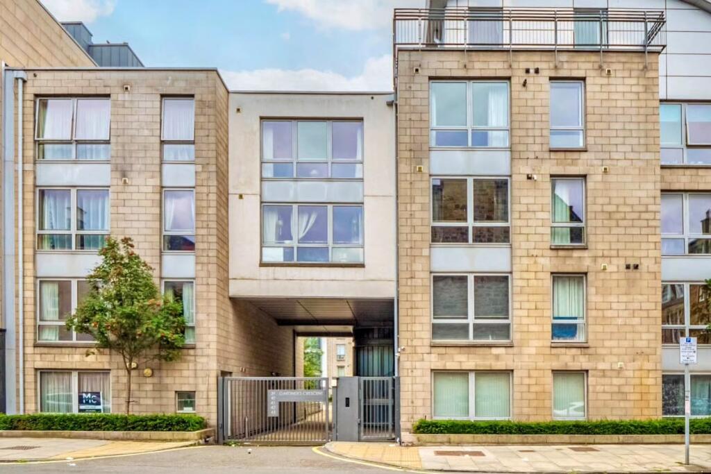 Main image of property: 42 Gardners Crescent, Edinburgh, EH3 8DG 