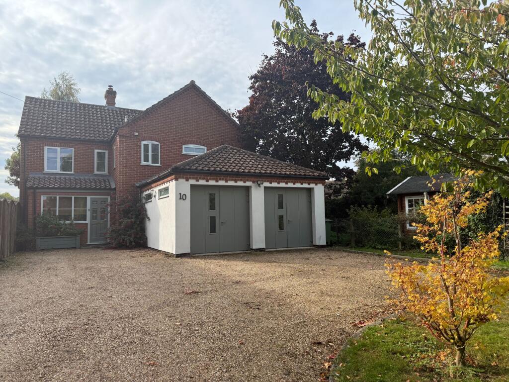 Main image of property: The Green, North Lopham, Diss