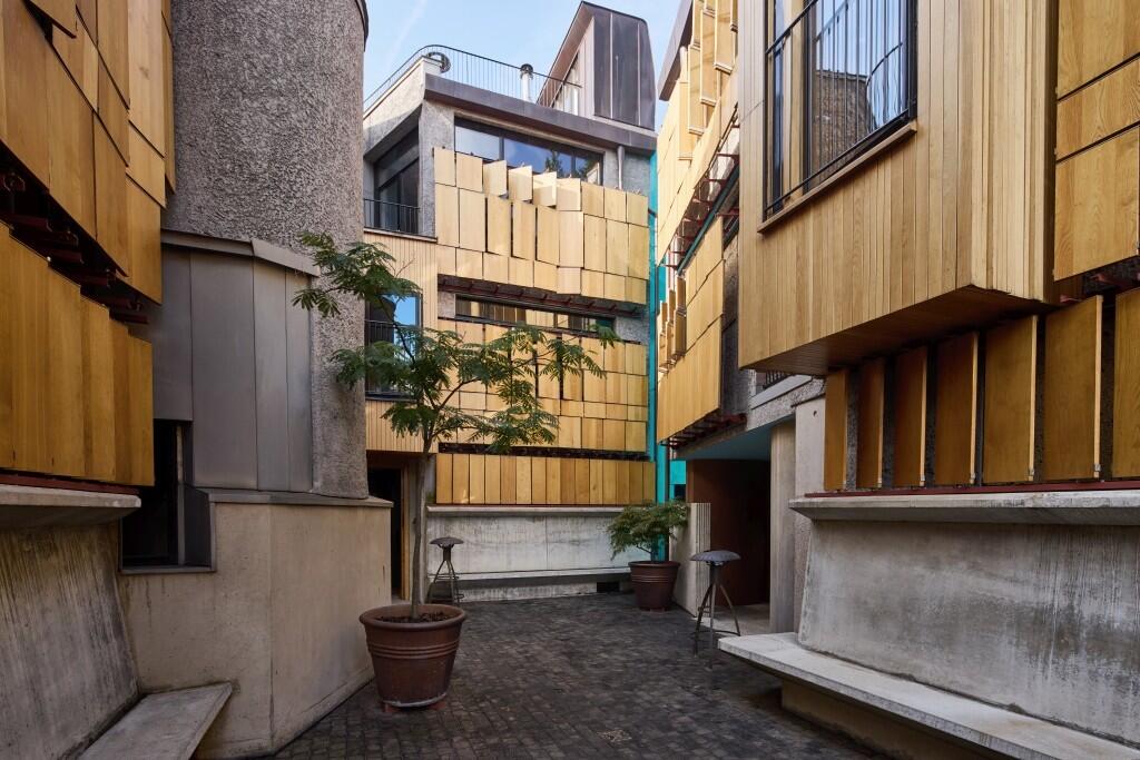 Main image of property: Walmer Yard I, London, W11