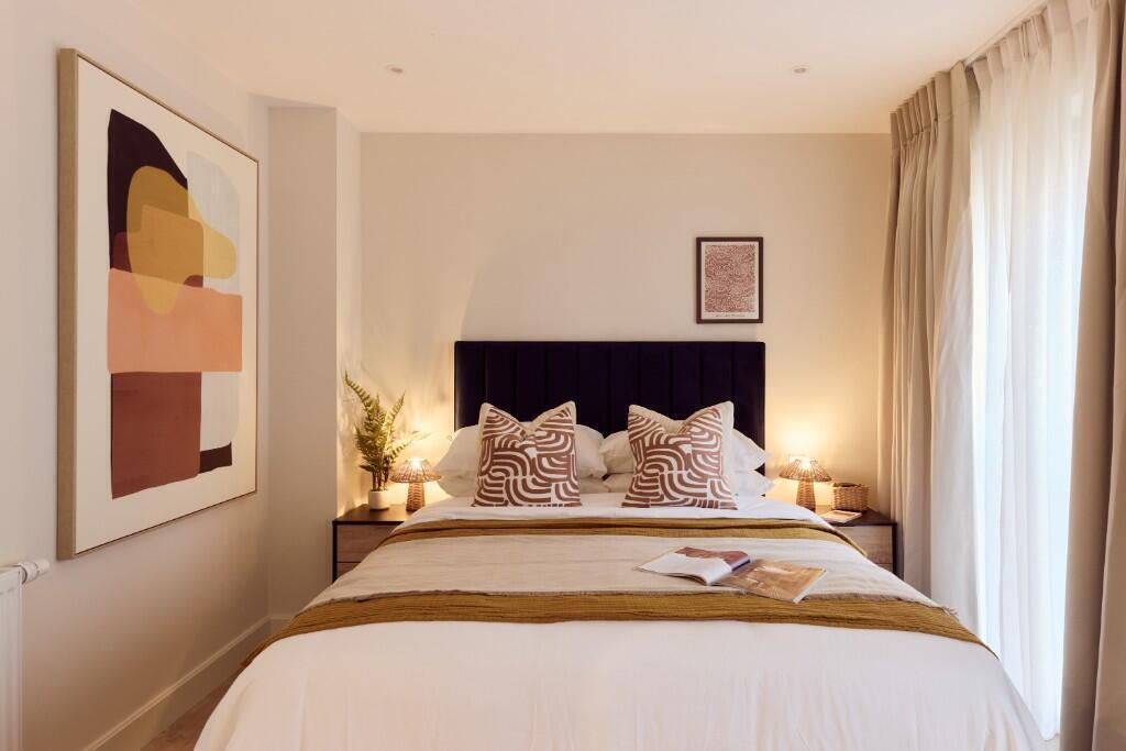 Main image of property: Freer Street, Edinburgh, EH3