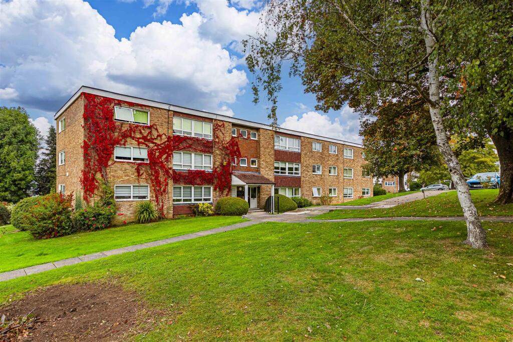 Main image of property: The Four Tubs, Bushey