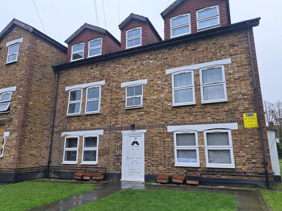Main image of property: Howard Road, London SE25 5BU