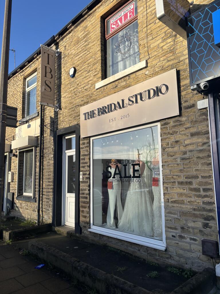 Main image of property: 625  Bradford Road, Brighouse