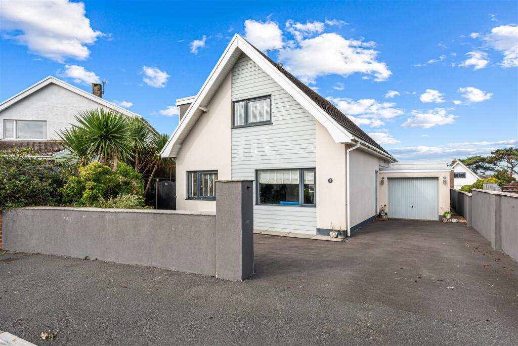 Main image of property: Deepslade Close, Southgate, Swansea