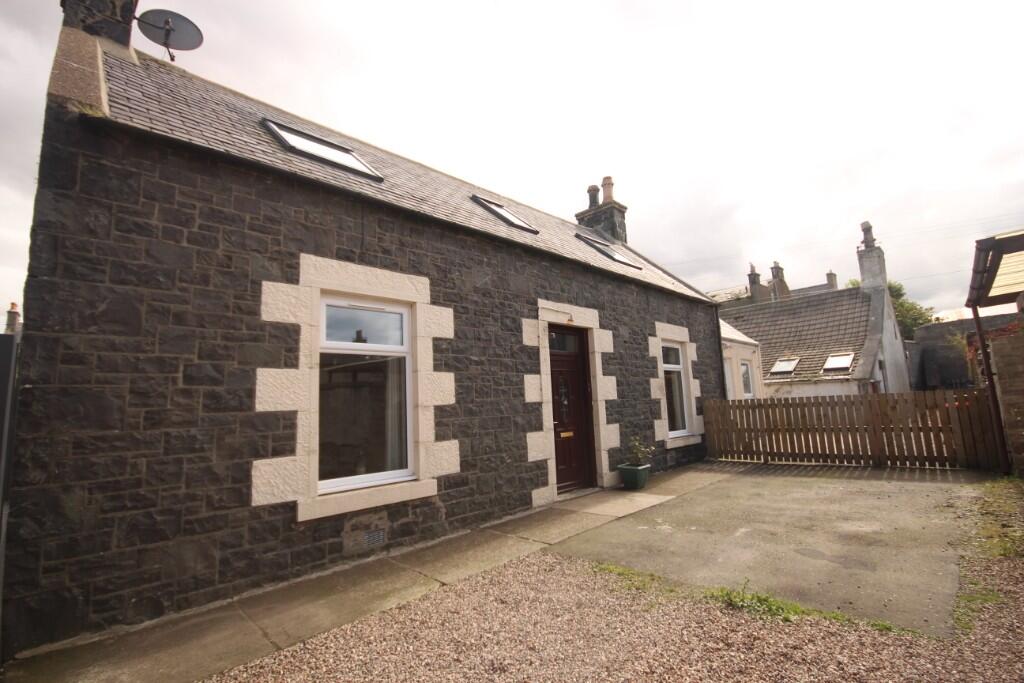 Main image of property: 48 Low Shore, Macduff, Banffshire, AB44 1RE