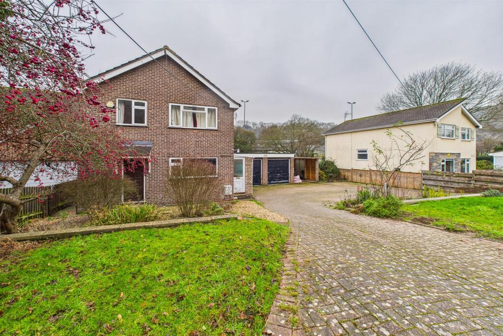 FAMILY HOME \| BIG PLOT \| PLANNING GRANTED image 3