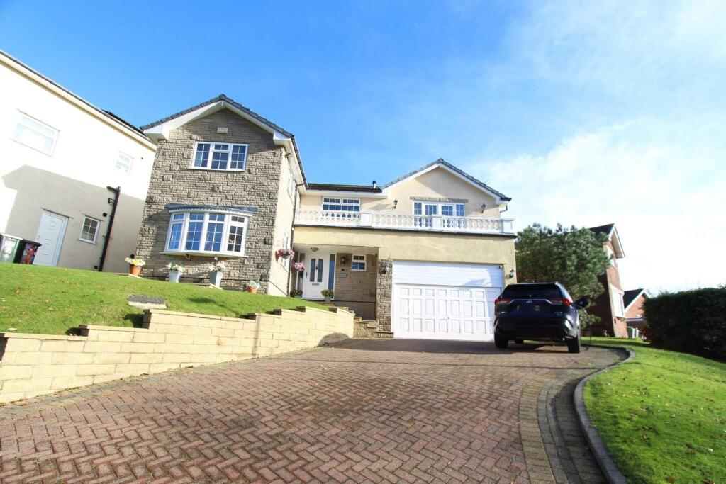 Main image of property: Lowerfold Way, Shawclough, Rochdale