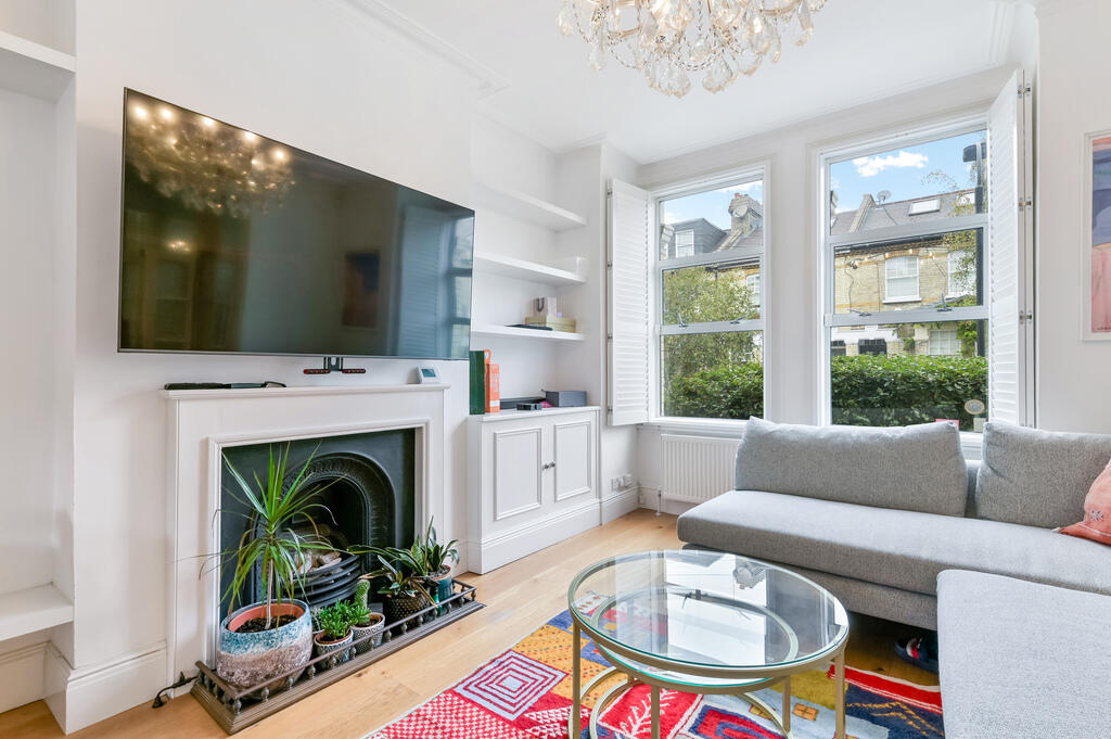 Main image of property: Chesson Road, W14