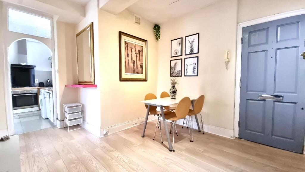 Main image of property: Queensway, London, W2