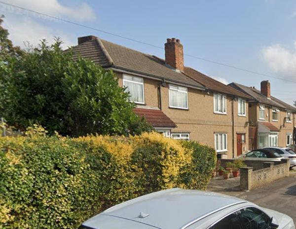 Main image of property: Princes Rd, Barkingside, Ilford, London, IG6 1NG
