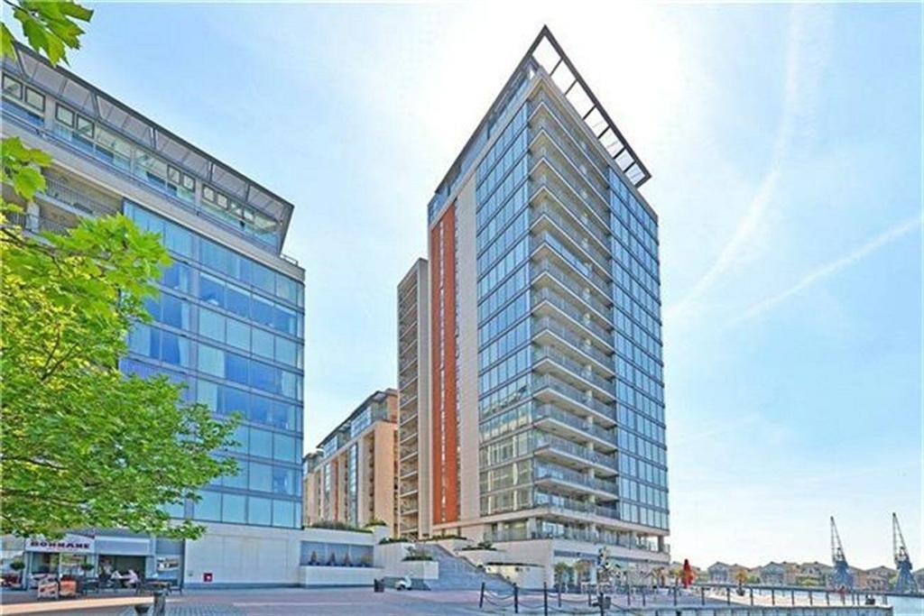 Main image of property: Coral Apartments, 17 Western Gateway, Royal Victoria Dock, London, E16 1AQ