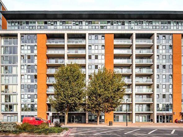 Main image of property: Ross Apartments, 23 Seagull Lane, Royal Victoria Docks, Excel, London, E16 1DE