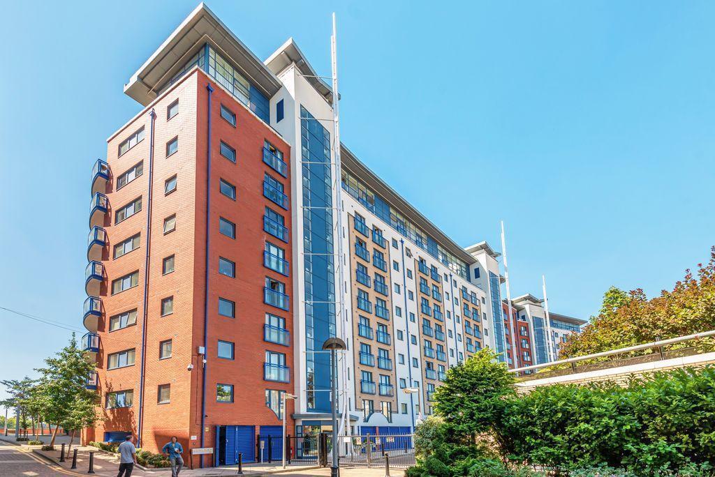 Main image of property: 12 Apollo Buildings, 1 Newton Place, Isle Of Dogs, Canary Wharf, London, E14 3ST