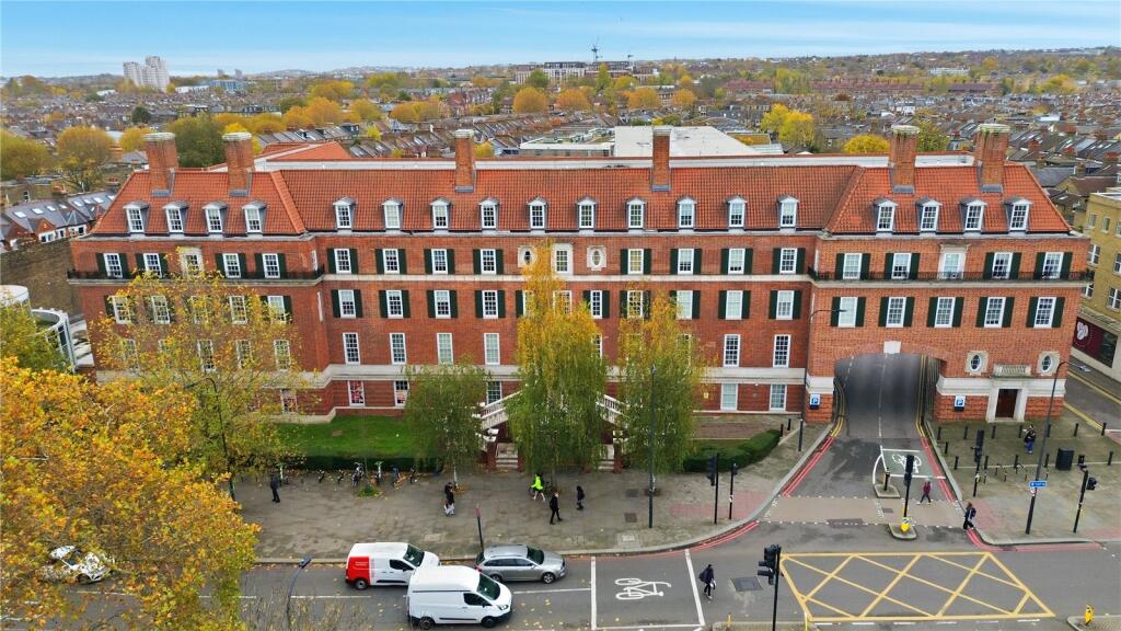 Main image of property: The Latitude Building, Clapham Common South Side, SW4
