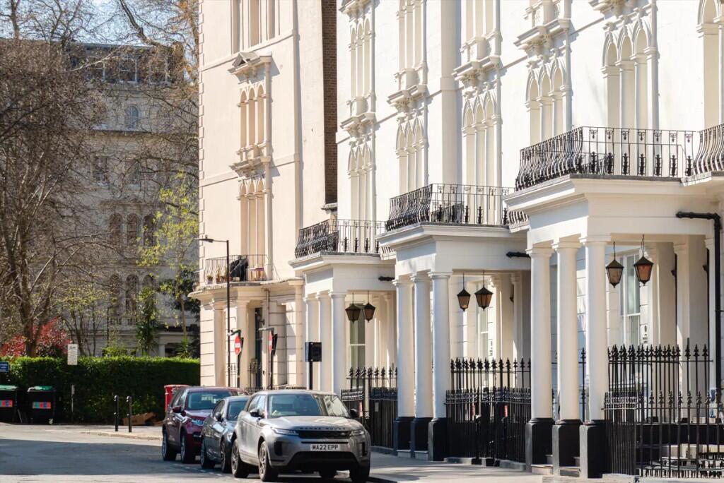 Main image of property: Porchester Gardens, London, W2