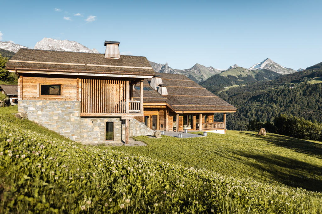 Main image of property: 74230 manigod