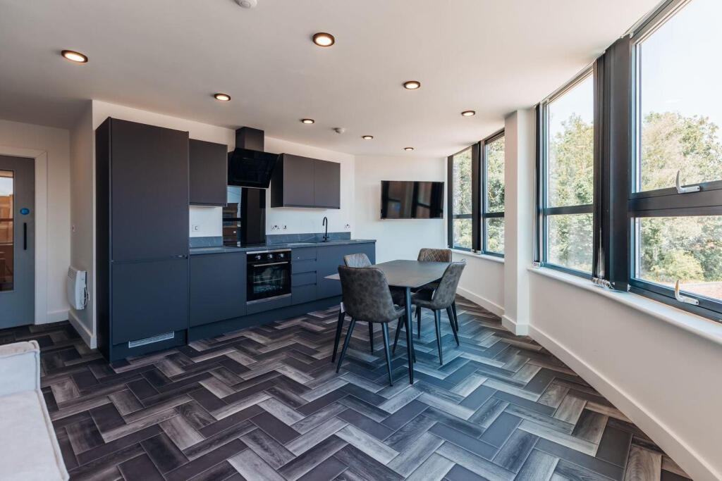 Main image of property: Graduation House, Beeston