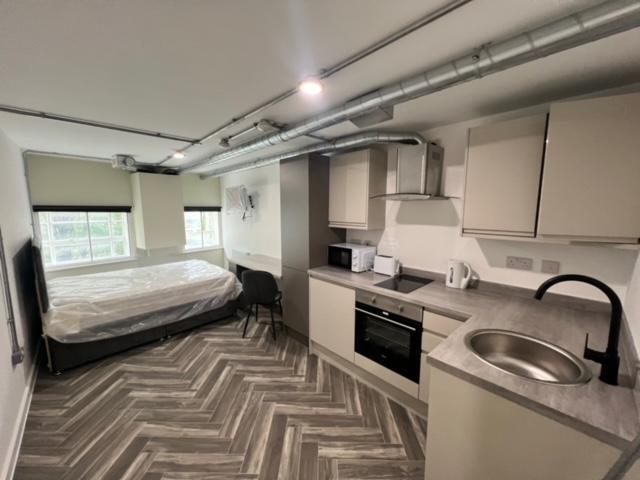 Main image of property: Lister Gate, Nottingham