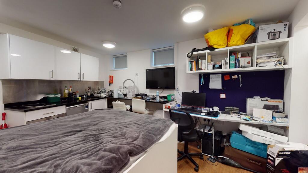 Main image of property: Pipe Lane, Bristol