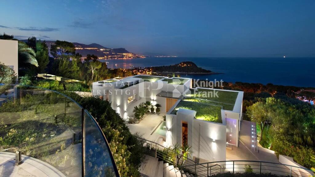 Main image of property: Provence-Alps-Cote d`Azur, Alpes-Maritimes, St-Jean-Cap-Ferrat
