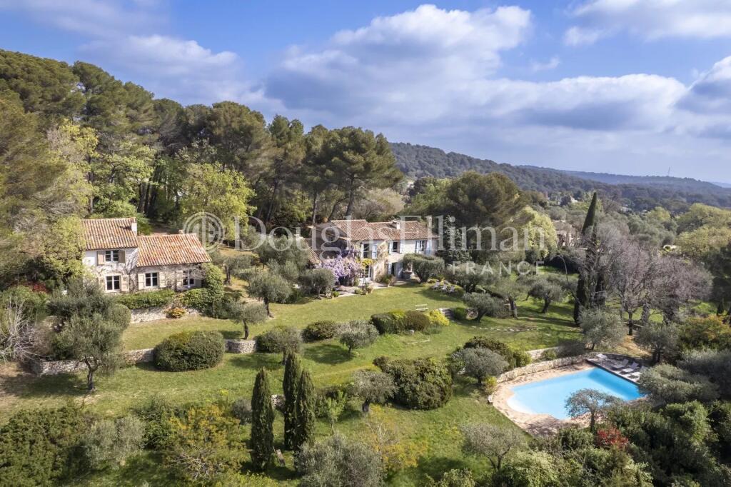 Main image of property: Provence-Alps-Cote d`Azur, Alpes-Maritimes, Mougins