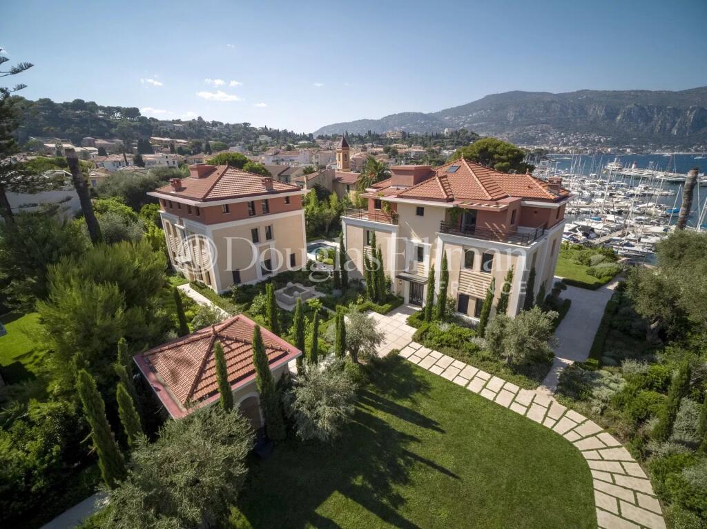 Main image of property: Provence-Alps-Cote d`Azur, Alpes-Maritimes, St-Jean-Cap-Ferrat