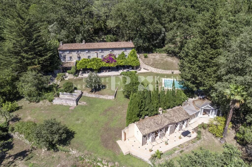 Main image of property: Provence-Alps-Cote d`Azur, Alpes-Maritimes, Chateauneuf De Grasse