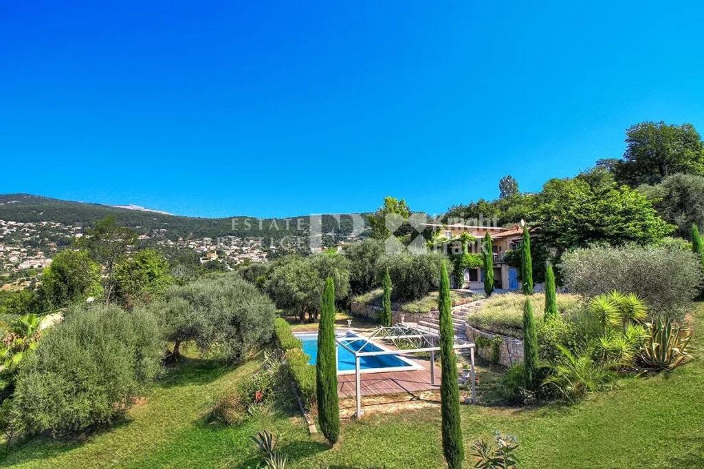 Main image of property: Provence-Alps-Cote d`Azur, Alpes-Maritimes, Chateauneuf De Grasse