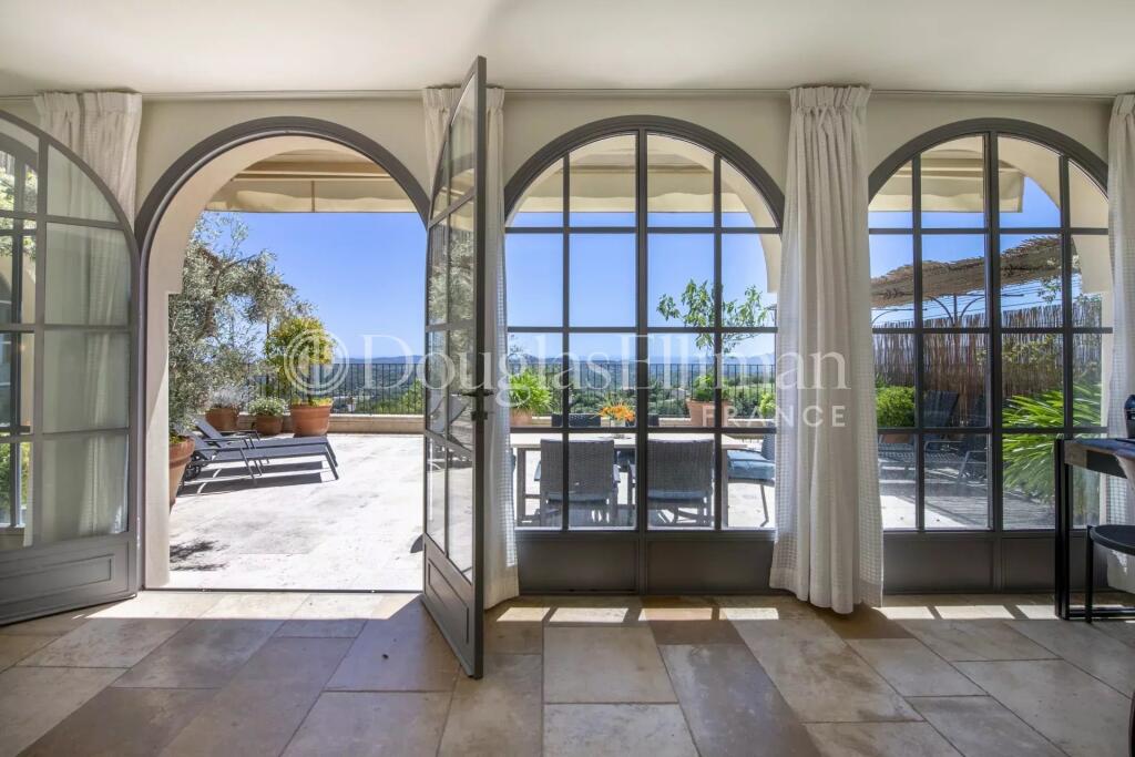 Main image of property: Provence-Alps-Cote d`Azur, Alpes-Maritimes, Valbonne
