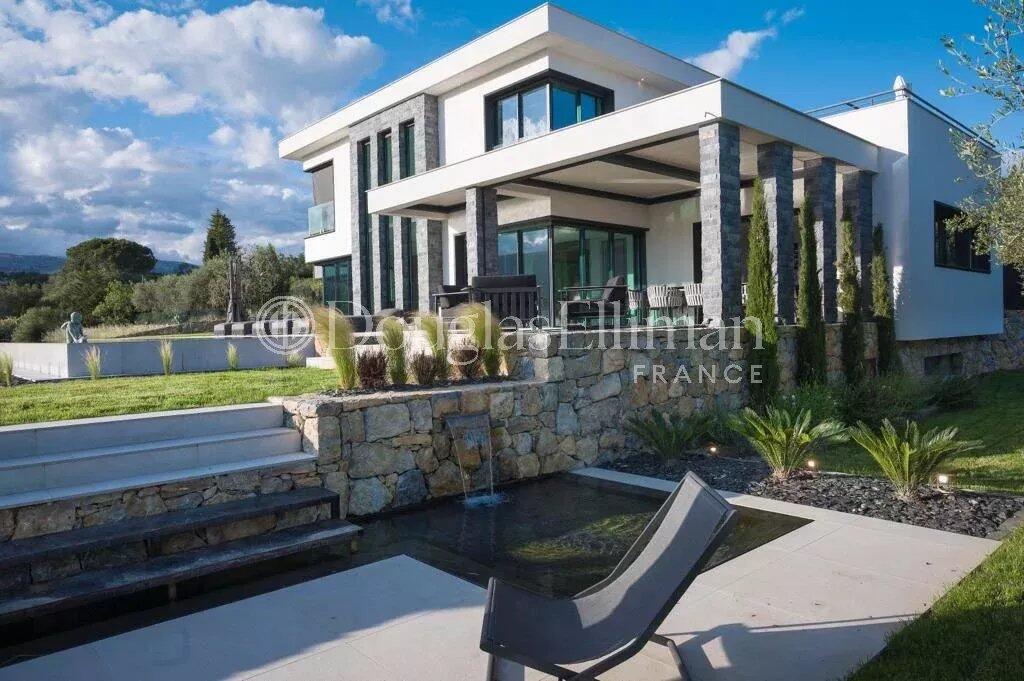 Main image of property: Provence-Alps-Cote d`Azur, Alpes-Maritimes, Opio