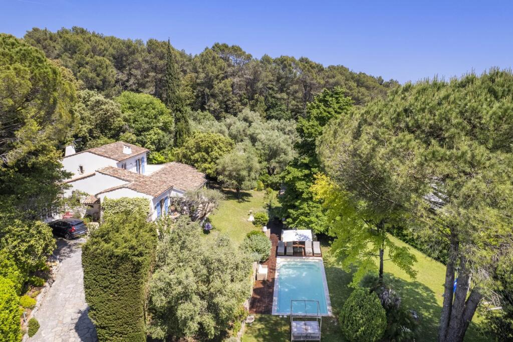 Main image of property: Provence-Alps-Cote d`Azur, Alpes-Maritimes, Valbonne