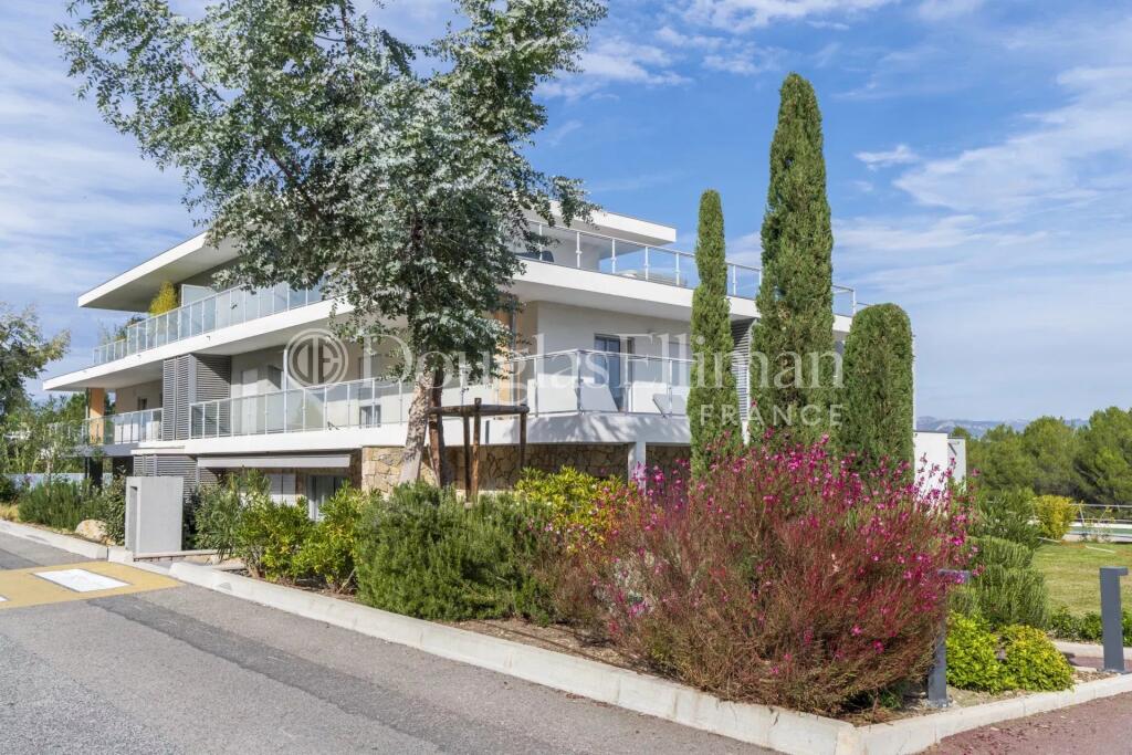 Main image of property: Provence-Alps-Cote d`Azur, Alpes-Maritimes, Sophia-Antipolis
