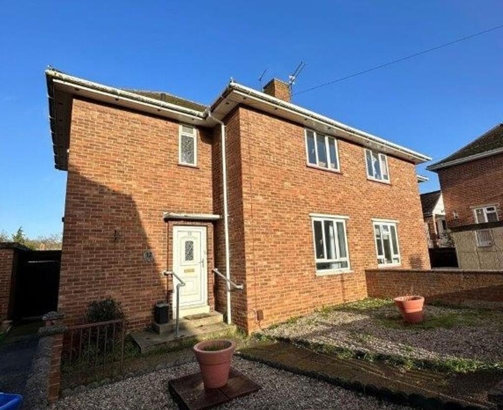 Main image of property: Hemlin Close, Norwich, NR5